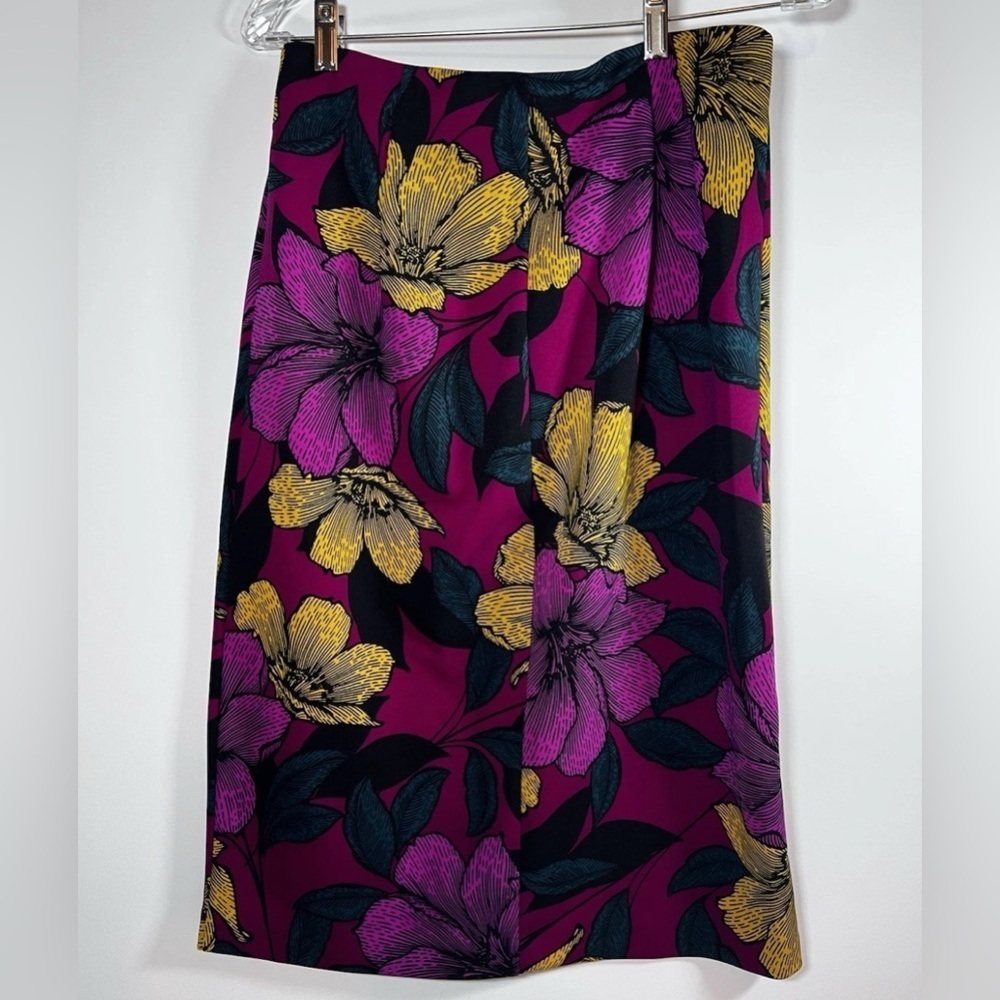 Women’s Worthington Industries Floral Skirt Size 10 Multicolor